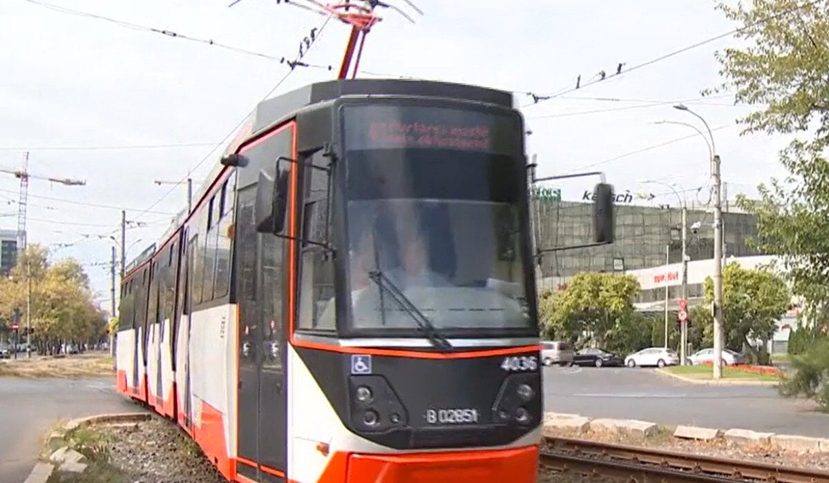 Cum circulă STB și Metrorex de Paște: Programul pentru noaptea de Înviere