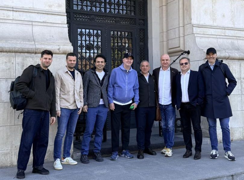 Petrescu (City Grill) și Savopol (5 to go) la discuții cu Ciucu despre terasele tot anul