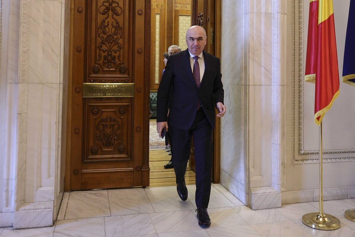 Premierul Ilie Bolojan a accentuat importanța unei majorități parlamentare stabile pentru România, respingând implicit alte posibile scenarii politice