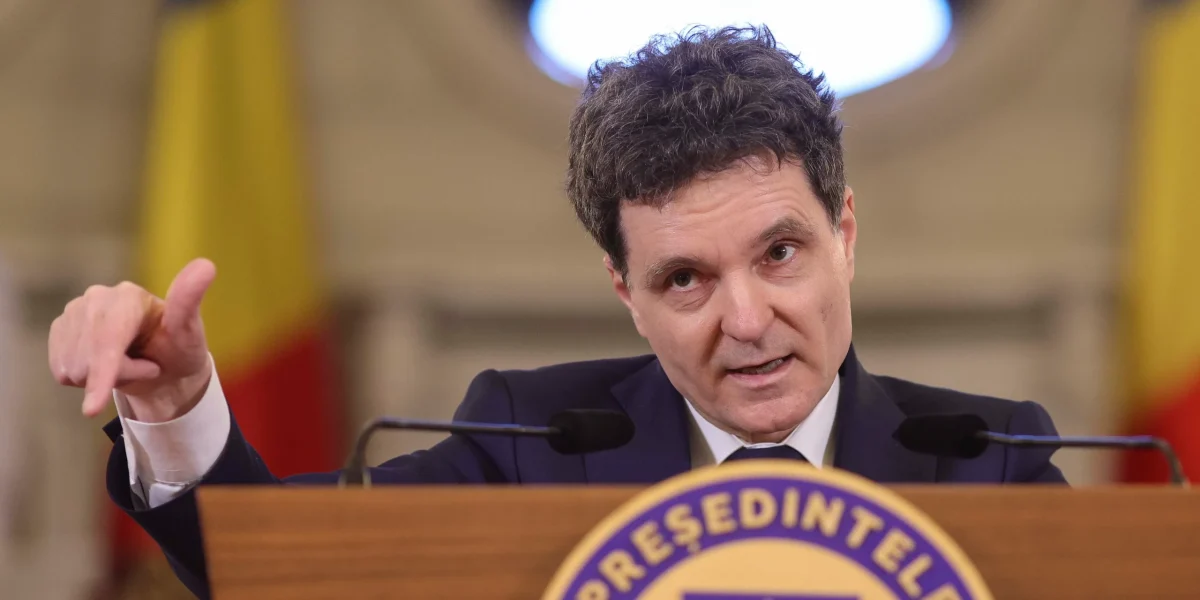 Criza politică bate la ușă în România, avertizează experții