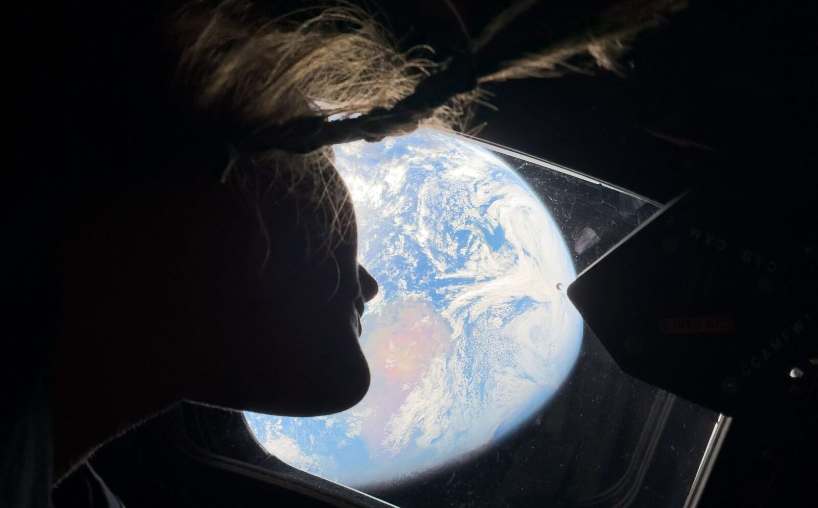 NASA a lansat cu succes misiunea Artemis II, prima din ultimii ani care implică zborul cu echipaj uman în apropierea Lunii