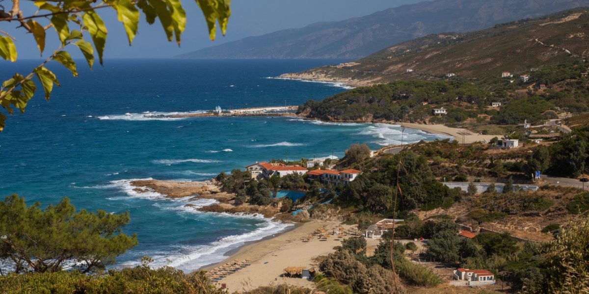 Insula GREACĂ a LONGEVITĂȚII: Secretul vieții lungi, dezvăluit