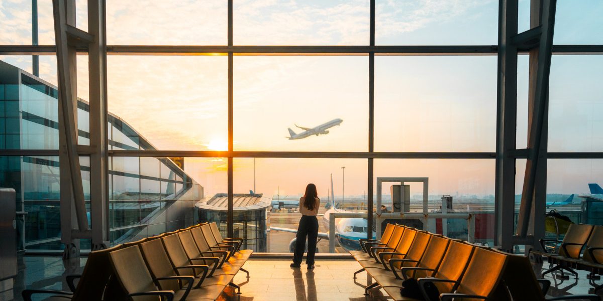 Aviatia, lovită de criza din Orient: Cum reacționează companiile aeriene din România