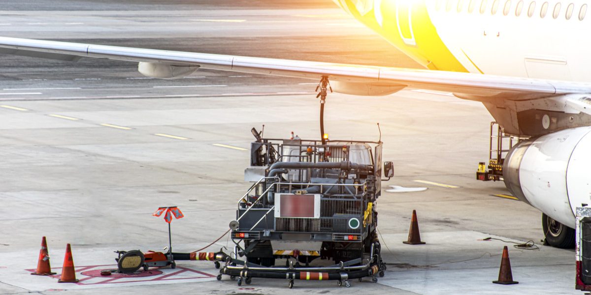 România scapă de criza kerosenului: Chisăliță anunță avantajul producției interne