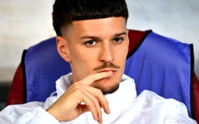 Dennis Man, exemplul clar al mediocrității românești în fotbal, a devenit recent subiect de dezbatere în presa din Italia, după ce a ratat o ocazie de AUR la barajul pentru calificarea la Campionatul Mondial din 2022