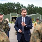 Ministrul german nu exclude împrumuturi pe fondul „războiului” lui Donald Trump