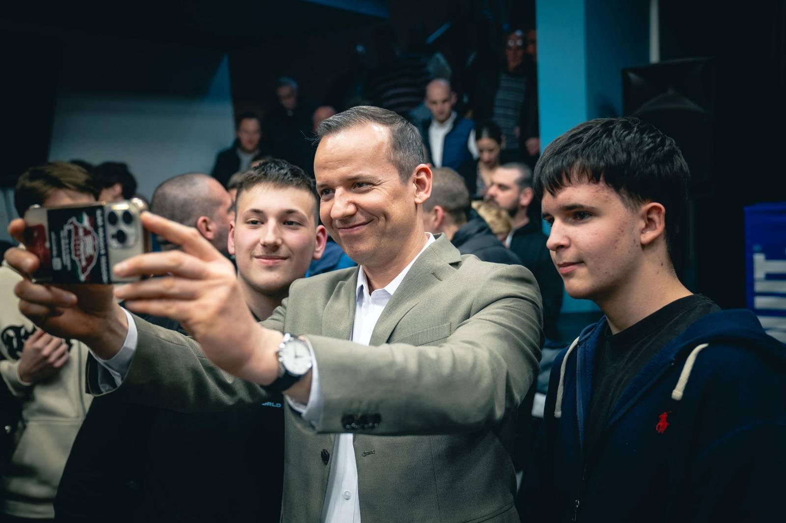 Laszlo Toroczkai, „făcătorul de regi” în Ungaria după alegeri?