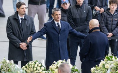 Gestul emoționant al lui Răzvan Lucescu după moartea lui Mircea: Reacția Greciei
