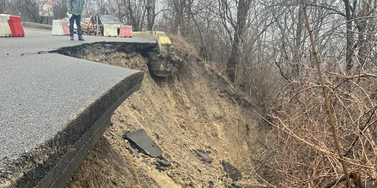 Blocaj rutier de trei luni între Câmpina și DN1: Lucrările, doar promisiuni!