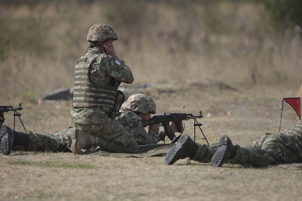 Ministrul Apărării Naționale și șeful Statului Major au vizitat Batalionul 265 Poliție Militară Ministrul Apărării Naționale, Radu Miruță, și șeful Statului Major al Apărării, generalul Gheorghiță Vlad, au efectuat marți o vizită în unitatea Batalionul 265 Poliție Militară