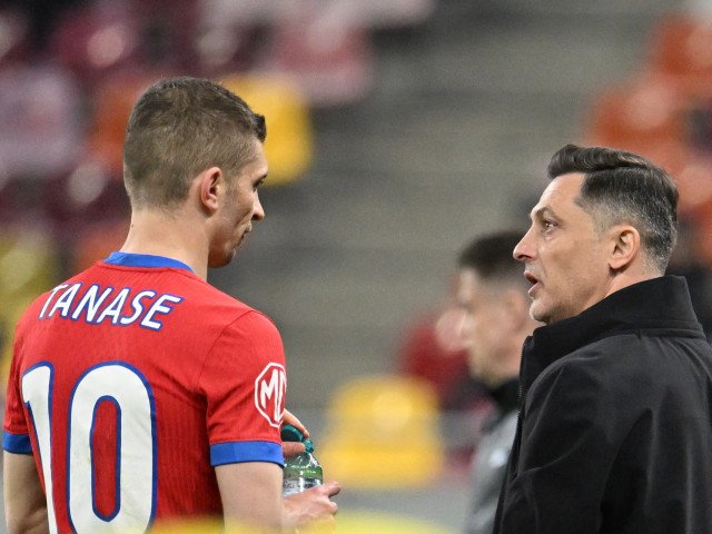 Echipele de start pentru meciul FC Botoșani – FCSB au fost anunțate oficial, iar deciziile antrenorilor au atras deja atenția fanilor și comentatorilor din fotbalul românesc