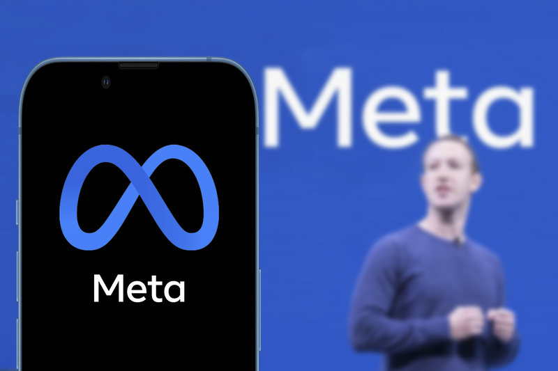 Meta (Facebook) dă afară 8.000 de oameni: Concedieri masive în IT, valul ajunge în 2026