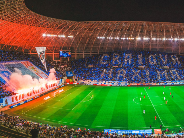 Bănie în flăcări: Universitatea Craiova – Rapid, sold out? Câte bilete s-au vândut
