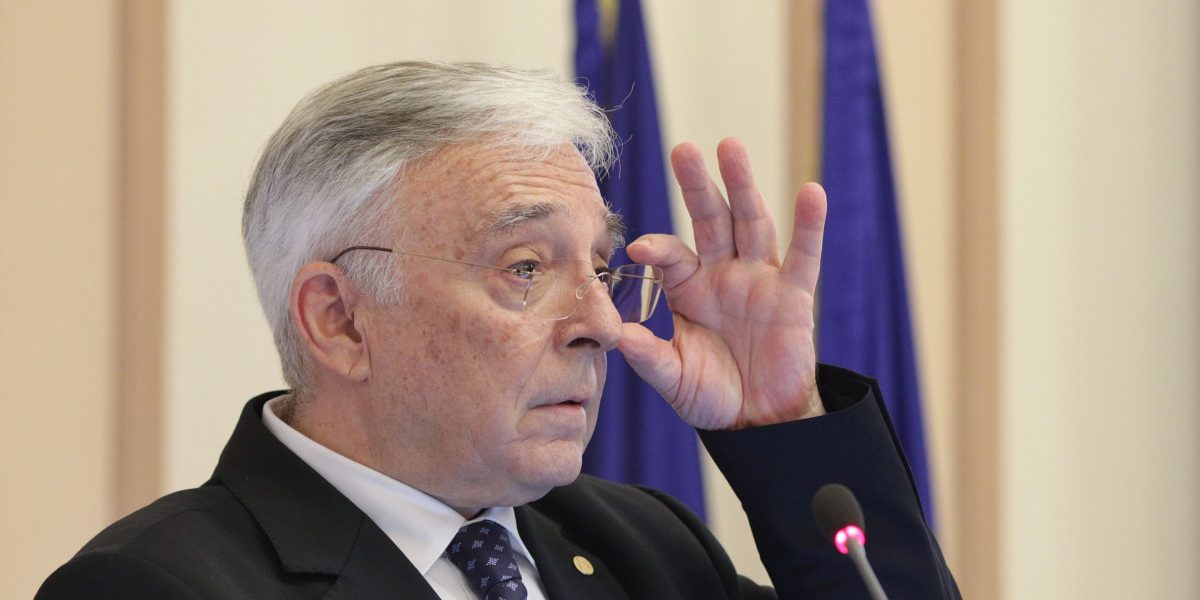 Isărescu: Lumea ignoră stabilitatea financiară, o prețuiește doar când dispare