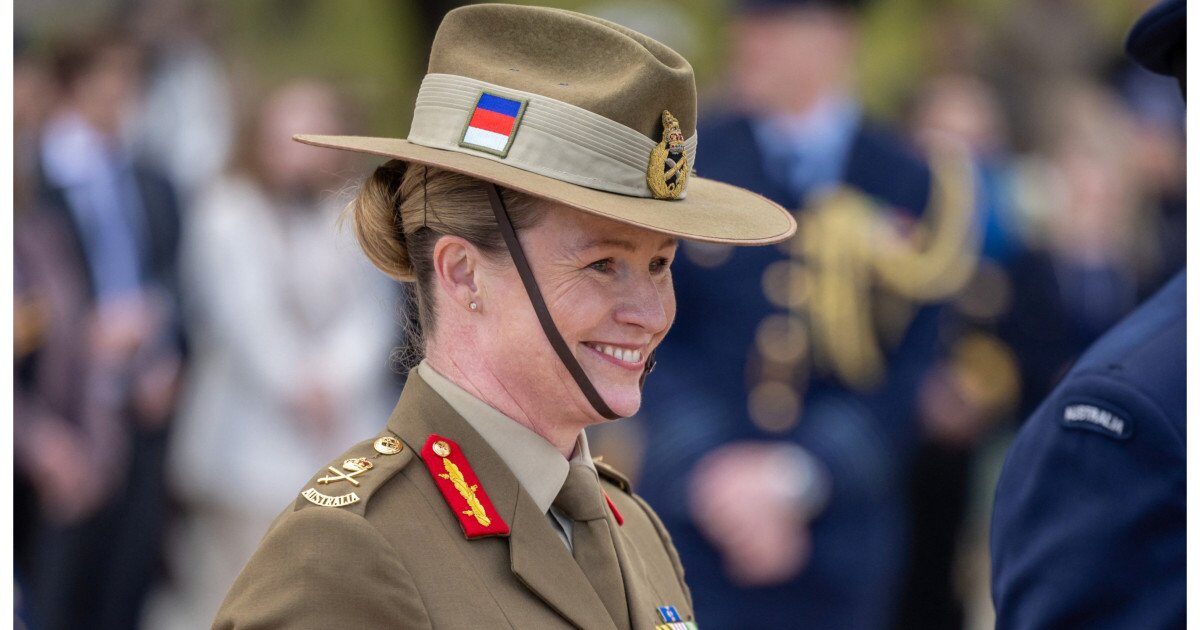 Susan Coyle sparge tiparele: Prima femeie la șefia armatei australiene