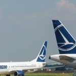 TAROM, pe marginea prăpastiei: Angajații acuză Guvernul că vrea să închidă compania