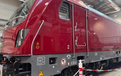 Alstom a livrat prima locomotivă electrică Traxx Passenger pentru Autoritatea pentru Reformă Feroviară (ARF), marcând un pas important în modernizarea transportului feroviar din România