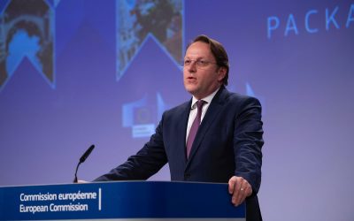 Ancheta finalizată: SPIONAJ cu iz Ungaria-Bruxelles, vizat Varhelyi, apropiat de Orban