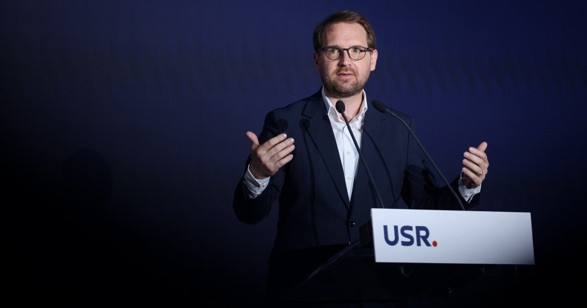 Felicitări, Ungaria! Reacția USR după ce „vecinii” au votat