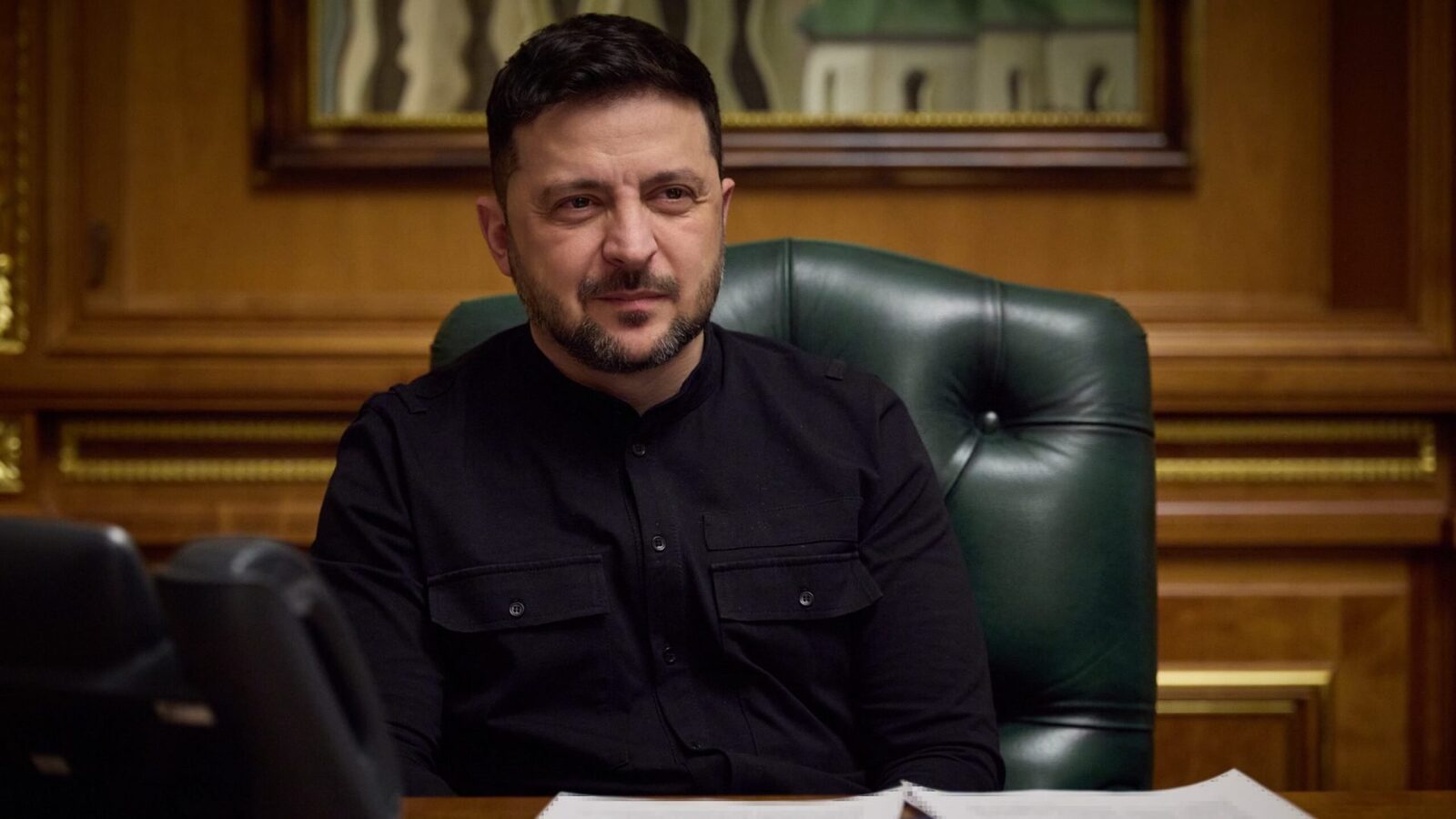 Președintele Volodimir Zelenski propune un armistițiu pentru infrastructura energetică în contextul conflictului cu Rusia Președintele Ucrainei, Volodimir Zelenski, a anunțat formal disponibilitatea de a negocia un armistițiu temporar privind infrastructura energetică, condiționat de acțiunile Rusiei