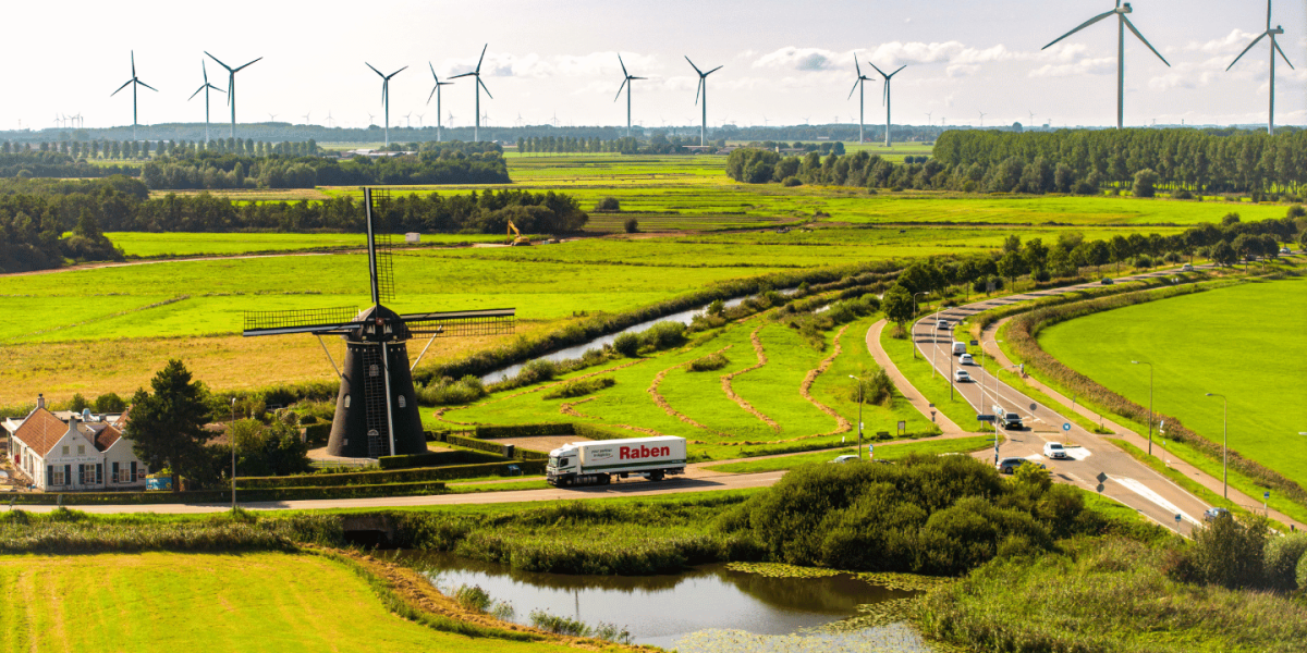 Raben România: cum șocul din piața carburanților influențează prețul produselor de la raft