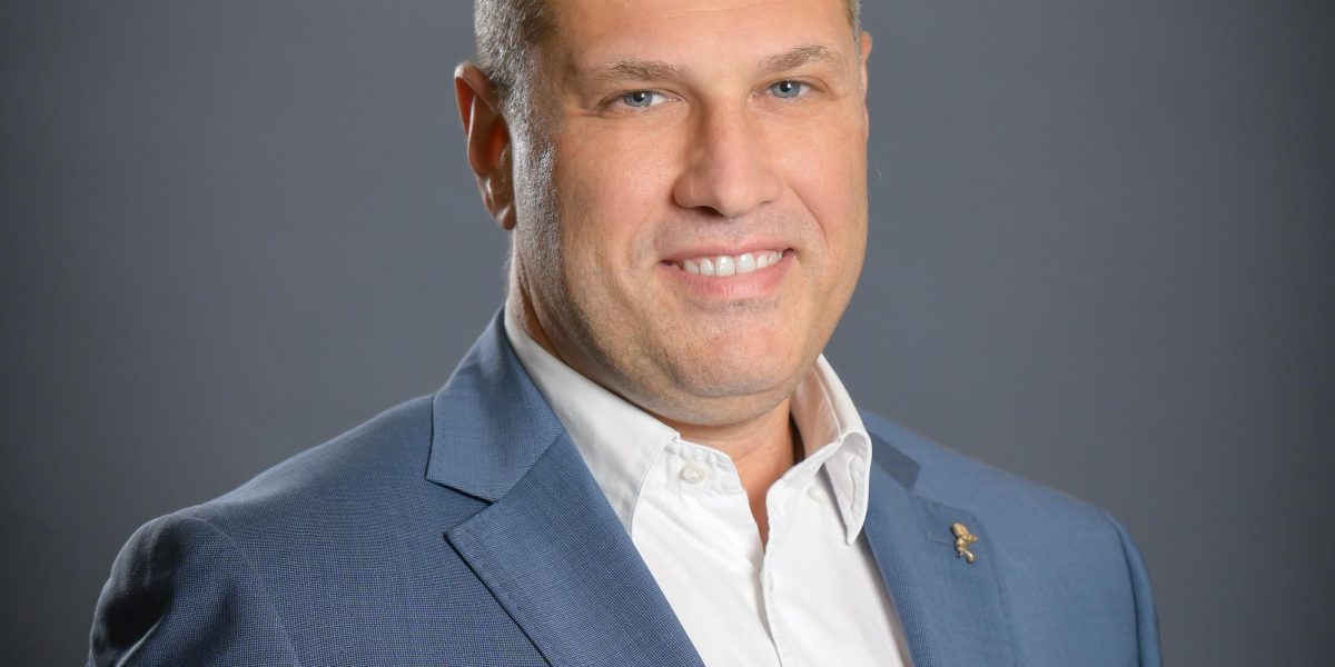 Garanti BBVA anunță lansarea campaniei de Paște prin care „oferă un bonus de 300 de lei clienților care contractează online un credit de nevoi personale, direct prin aplicația Mobile Banking, disponibilă 24/7