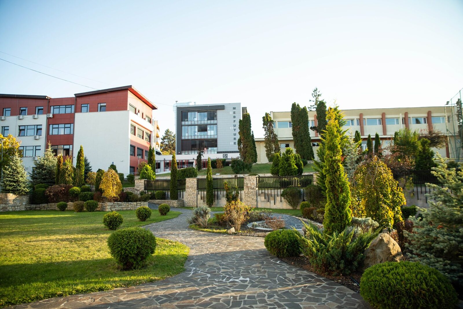 UMF Cluj, peste Babeș-Bolyai în SCImago 2026: Locul 2 în România