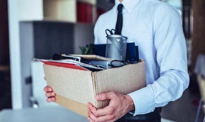 Val de concedieri în România, companii afectate și domenii în declin