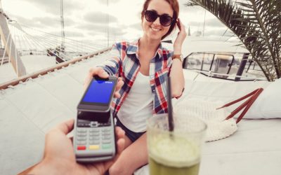 Visa deschide calea cumpărăturilor bazate pe inteligență artificială pentru companii din întreaga lume Visa, gigantul mondial în domeniul plăților digitale, a lansat o nouă soluție menită să faciliteze conectarea afacerilor la comerțul alimentat de inteligența artificială (AI)