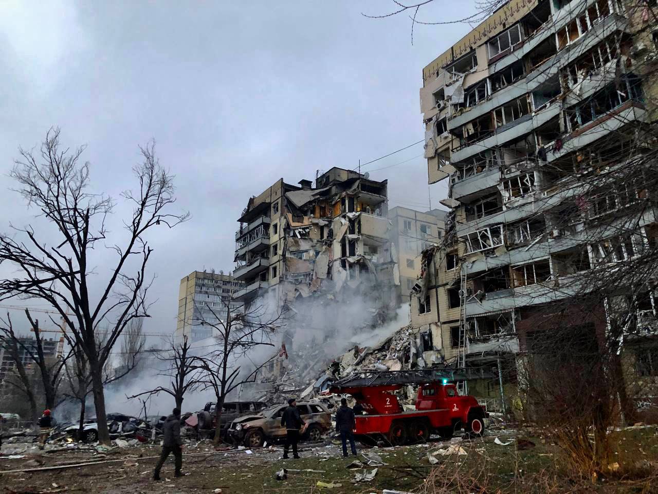 Două persoane au fost ucise și alte trei rănite în urma atacurilor aeriene rusești asupra unor districte din regiunea Dnipro, în estul Ucrainei, conform informațiilor venite de la administrația regională