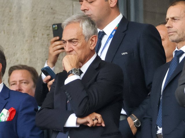 Italia a fost recent plasată sub o alertă fără precedent din partea Uniunii Europene de Fotbal (UEFA), după ce autoritățile continentale au lansat o amenințare directă impotriva federației italiene de fotbal