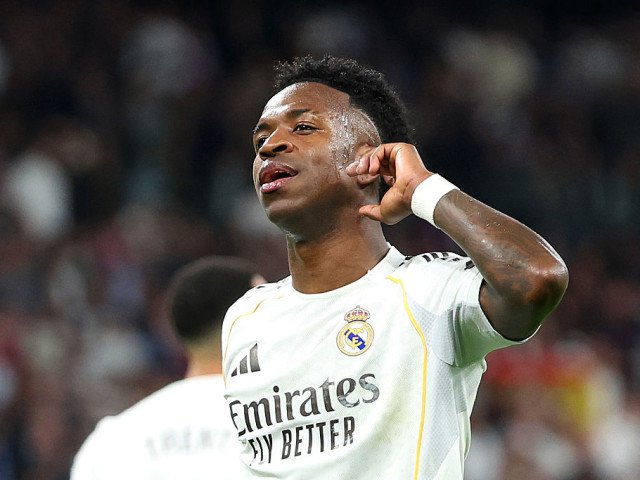 Vinicius Junior a răbufnit înainte de meciul cu Bayern, exprimându-și nemulțumirea față de comentariile negative și criticile aduse de anumite persoane din fotbalul european