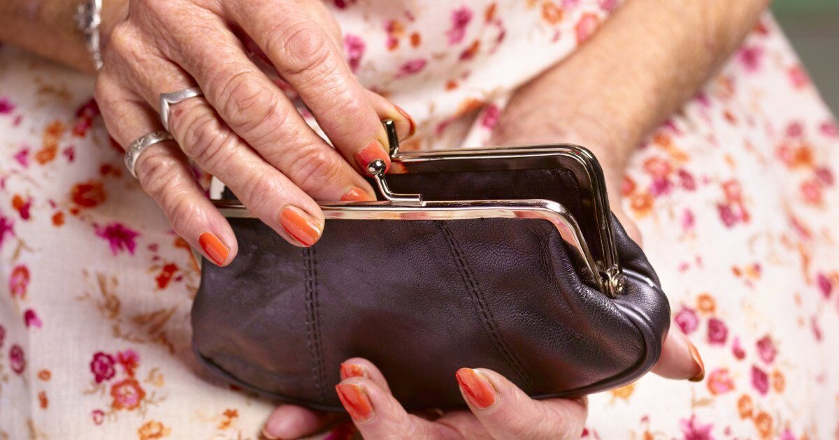 Câți pensionari are România în 2026? Suma medie pe care o încasează