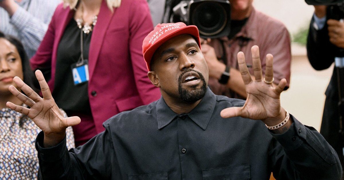 Guvernul britanic pregătește interzicerea accesului lui Kanye West în Regatul Unit Guvernul Marii Britanii intenționează să interzică accesul rapperului american Kanye West pe teritoriul Regatului Unit, în condițiile în care starul urmează să efectueze trei concerte în cadrul festivalului Wireless din Londra