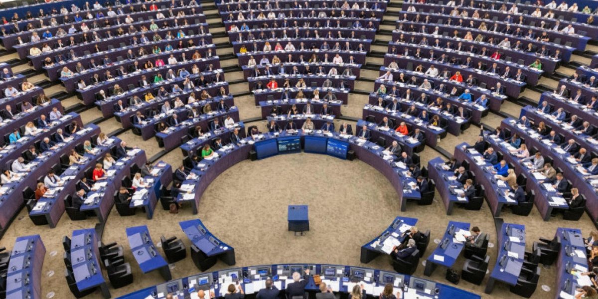 Bugetul UE dă România: Fonduri record la agricultură și coeziune după vot