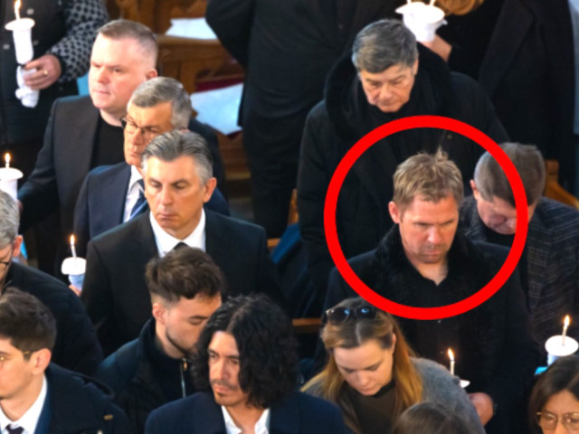 Apariție bombă la înmormântarea lui Mircea Lucescu. Cine era „străinul”