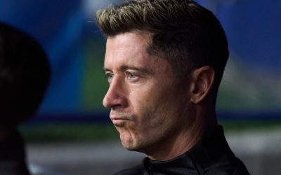 Barcelona, lovitură de teatru: Renunță la Lewandowski, deși Avea Contractul Pregătit