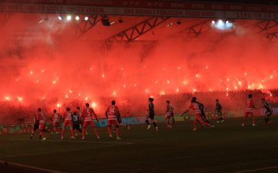 Un club de fotbal din Germania a primit o amendă uriașă după ce fanii au aprins peste 200 de torțe în timpul unui meci