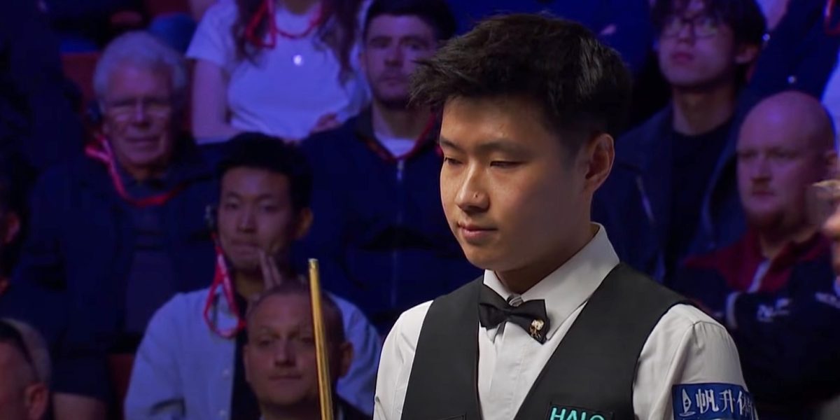 Campioană en-titre, victorie chinuită cu un outsider la Crucible