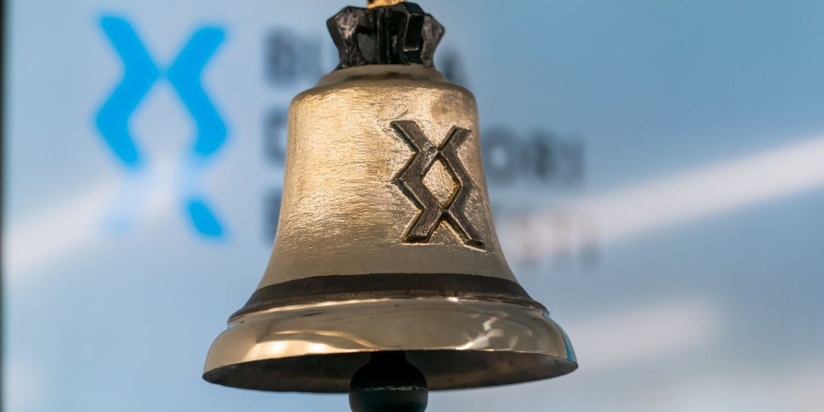 Guvernul vrea să listeze CEC Bank și Portul Constanța la bursă