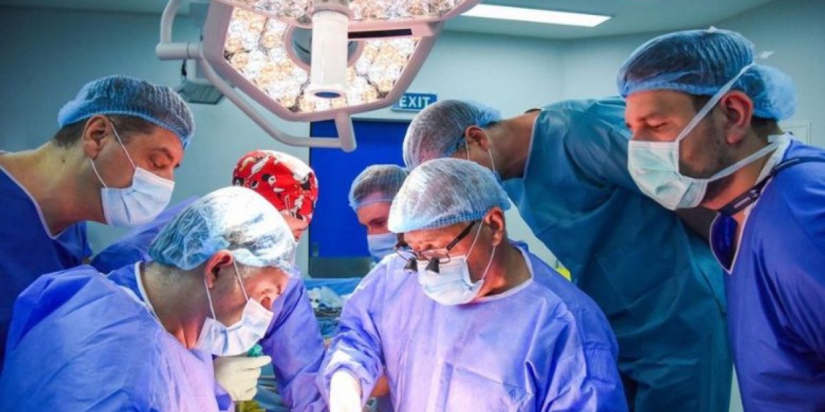 Tânăr salvat de o boală GRAVĂ la ficat: Un nou tratament face MINUNI