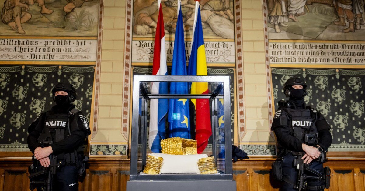 Coiful de la Coțofenești și brățările dacice, recuperate în Olanda
