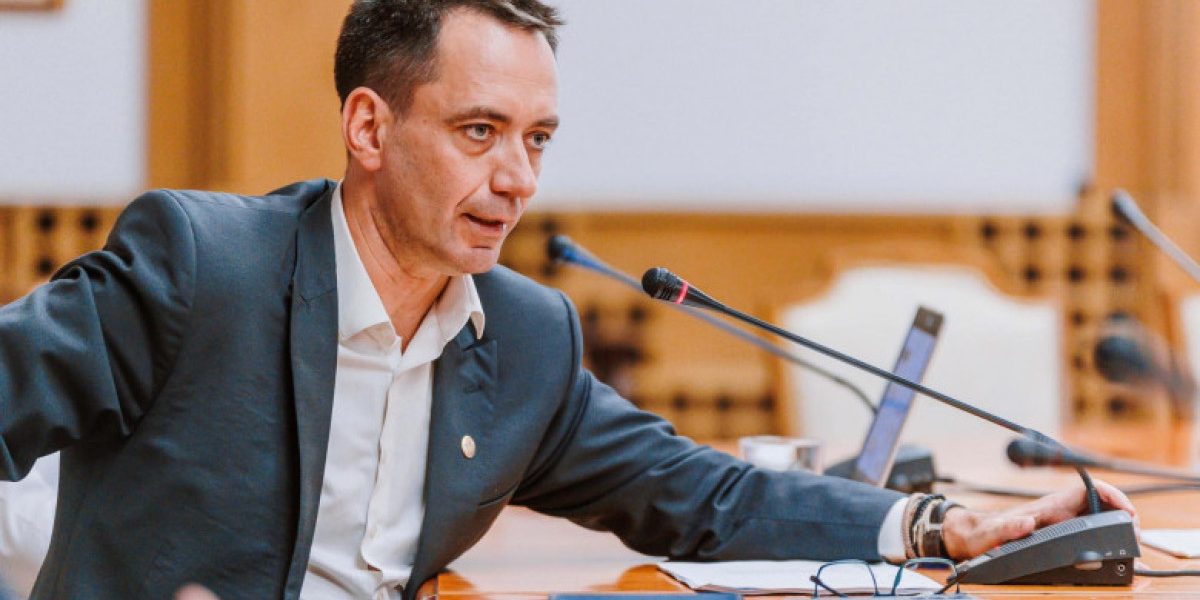 UDMR vrea Guvern în „aceeași formulă”: Bolojan premier. Csoma: Fără criză!