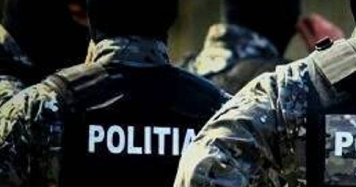Zeci de percheziții în București și Ilfov: AUR de contrabandă, găsit la suspecți