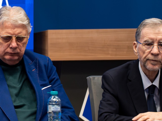 Argăseală, poezie pentru Lucescu: ”Că poate-i vreo echipă ce te-așteaptă”