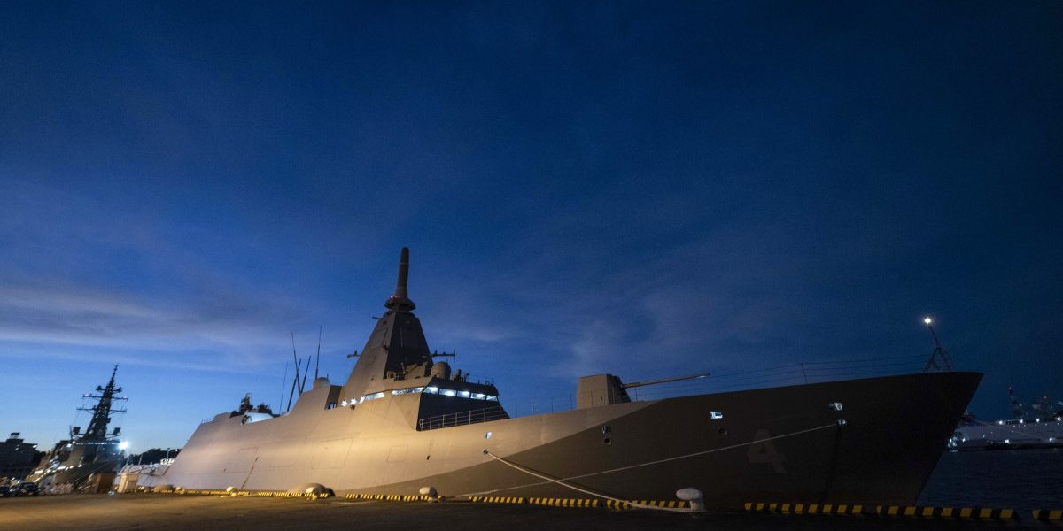 Armata AUSTRALIAnă, pe „lista de cumpărături”: 7 miliarde dolari pentru nave de război cu Japonia