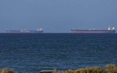 Navele care traversează Strâmtoarea Ormuz sunt sfătuite să utilizeze rute alternative, potrivit unei declarații a Corpului Gărzilor Revoluției Islamice (IRGC)