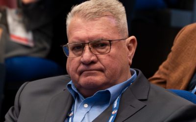 Iuliu Mureșan, categoric după ce CFR a pierdut la Craiova: „Neputincioși! Nu mai sunt șanse la titlu” CFR Cluj a suferit o înfrângere dureroasă în deplasarea de la Craiova, iar rezultatul a readus în discuție șansele formației din Gruia de a-și păstra titlul de campioană en-titre