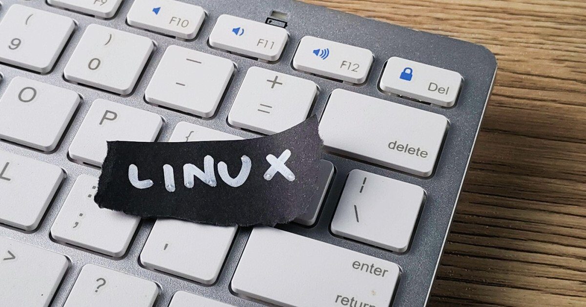 Franța renunță la Windows: Vrea Linux pentru suveranitate digitală!