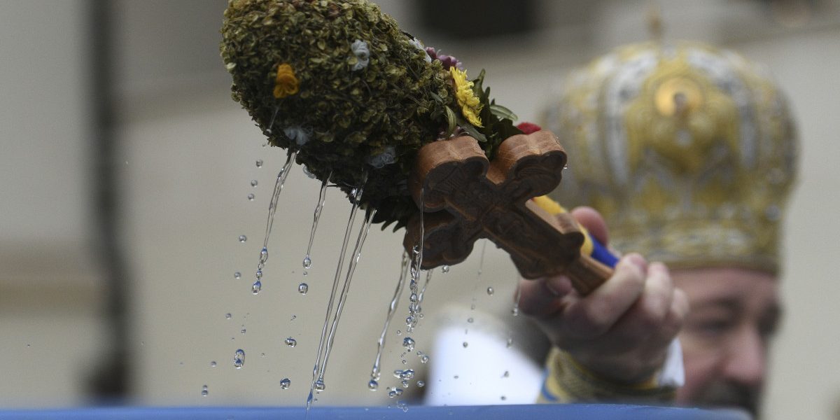 Agheasma Mică: Ritualuri și reguli de urmat în Vinerea Luminată, explică preoții